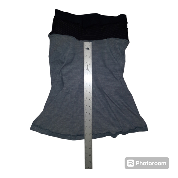 Lululemon Womens Racerback Tank Top Athletic BLUE Size 2 Built in Bra - Picture 4 of 6